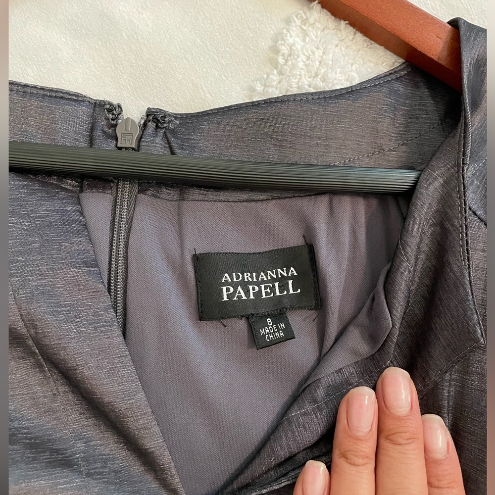 Adrianna Papell Women’s Cocktail dress size 8 Silver